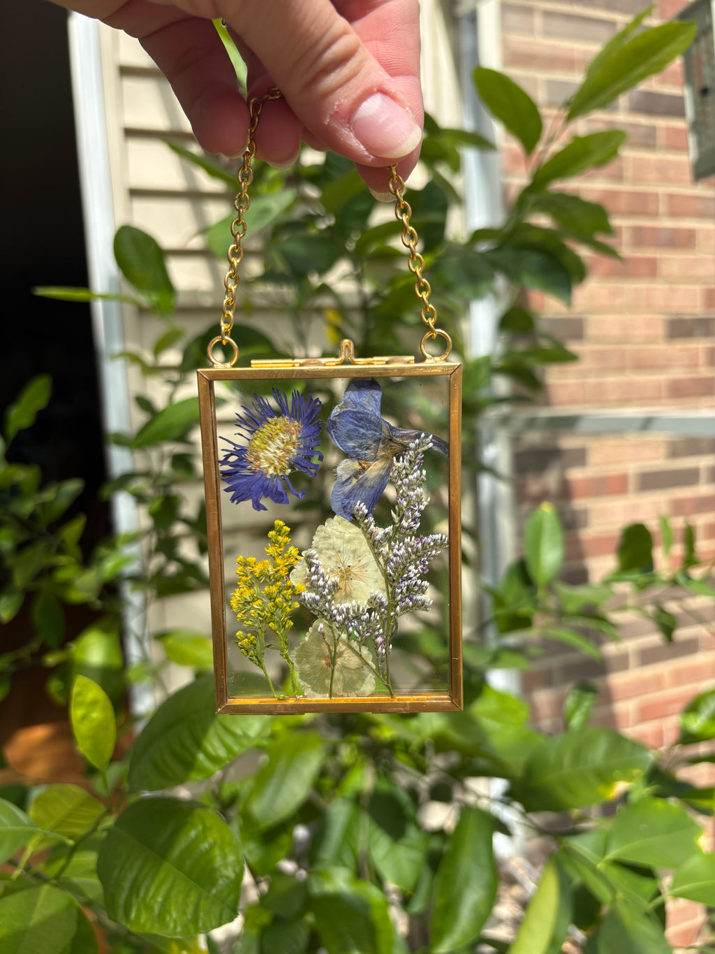 Forever Bouquets: Handmade Pressed Flower Frames